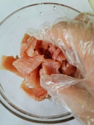 家常肉菜菜谱，滑炒嫩肉，简单美味营养，超下饭，吃不够