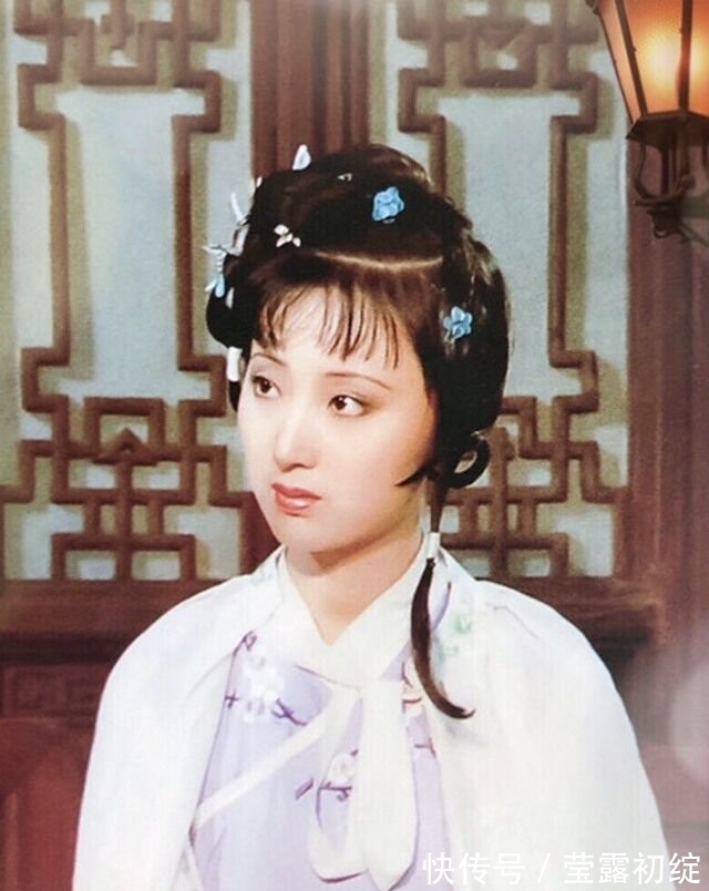 态度|林黛玉初进贾府时,态度谦逊低调,为何没几天就变得目中无人?