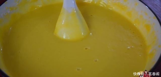 蒸蛋糕最好吃的家庭做法,简单美味又解馋,看看你喜欢吃不?