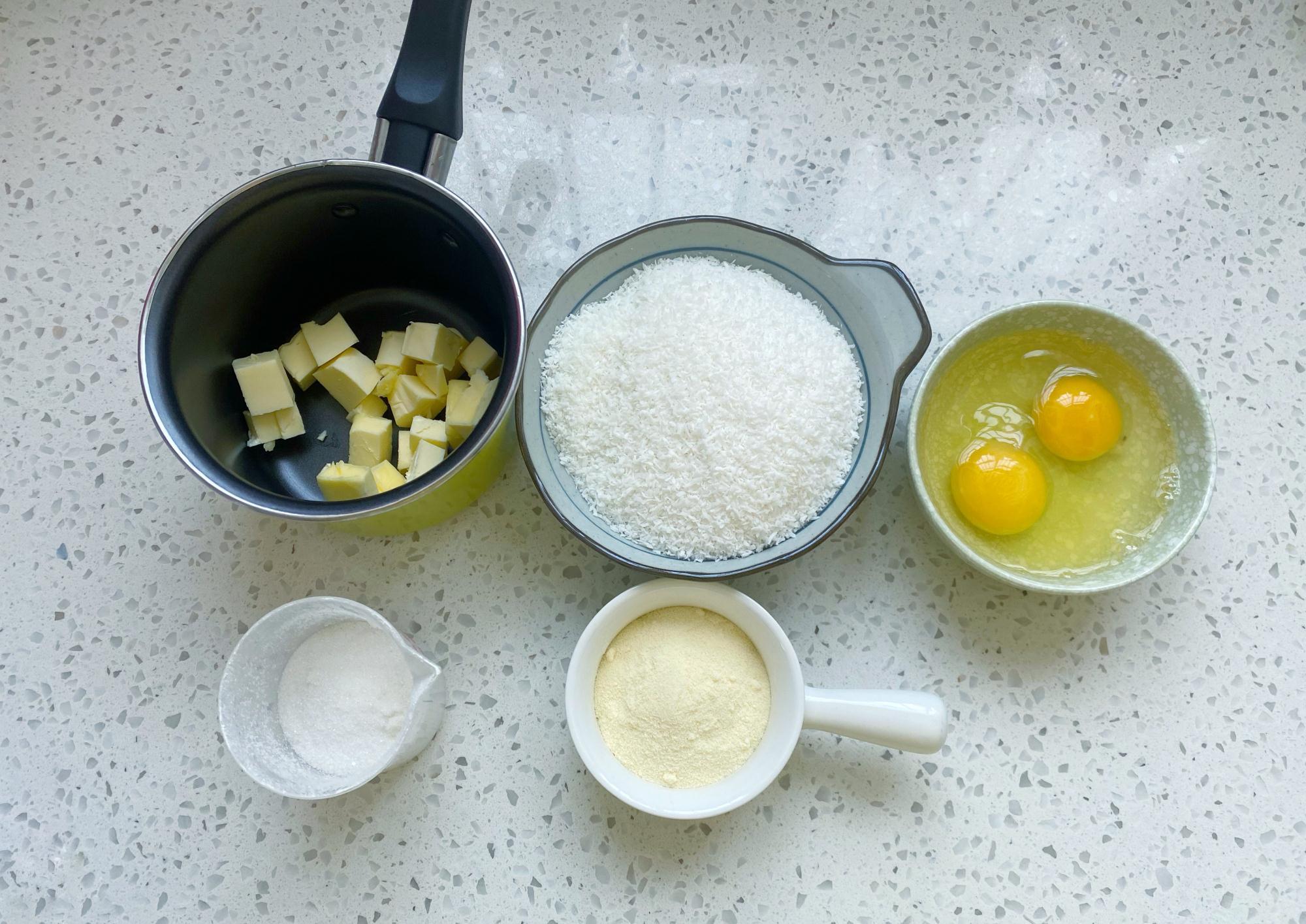 金黄香酥，柔软细腻又拉丝，1次发酵手撕椰蓉吐司，学会了不用买