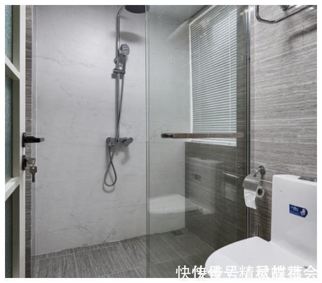 沙发墙|老公硬把沙发墙砸掉，还不买沙发，没想到完工多出一间书房，聪明