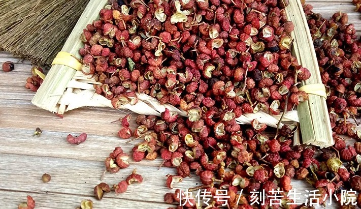 亚硝酸|转告亲人:厨房3种调料,是肝病“诱发剂”,生活中一定要少吃