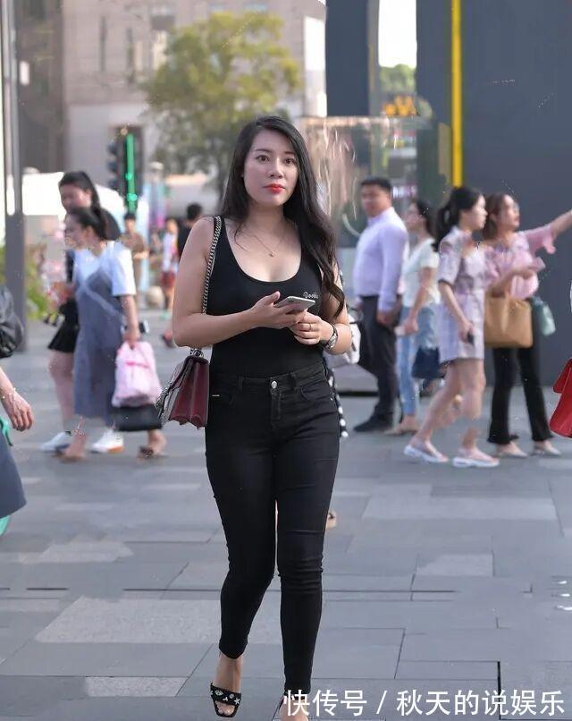 百搭|连衣裙知性又俏皮,时尚休闲又百搭,风靡街头