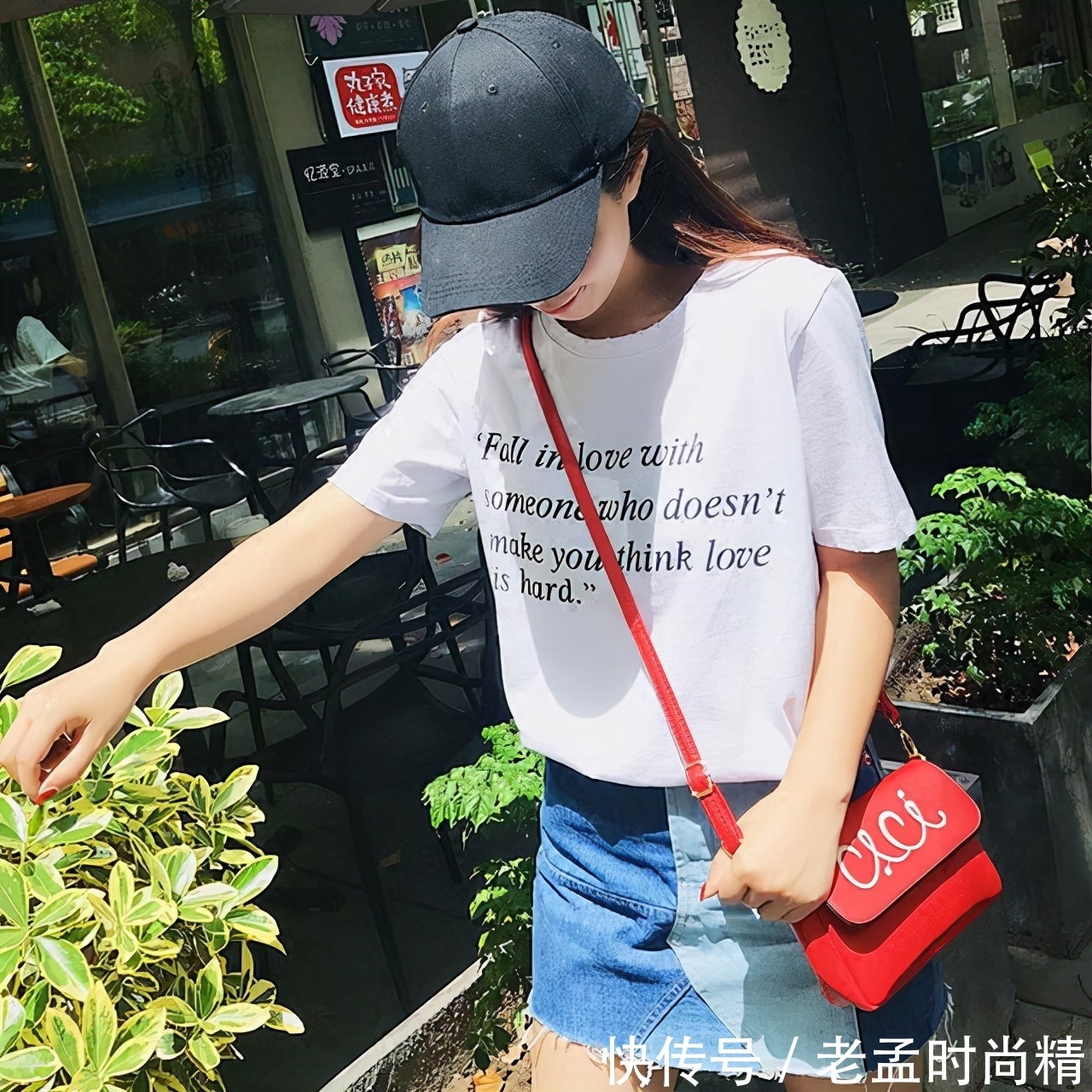 宽松 白色T恤,简单而不缺乏轮廓,考验妹子们的穿衣功力