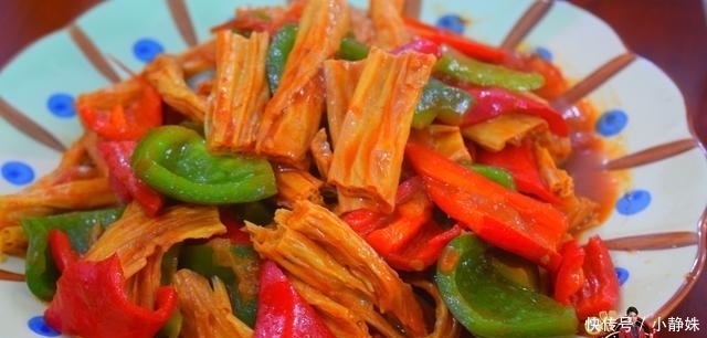 腐竹|自从学会番茄炒腐竹的做法,全家三天两头点名要吃,开胃又下饭!