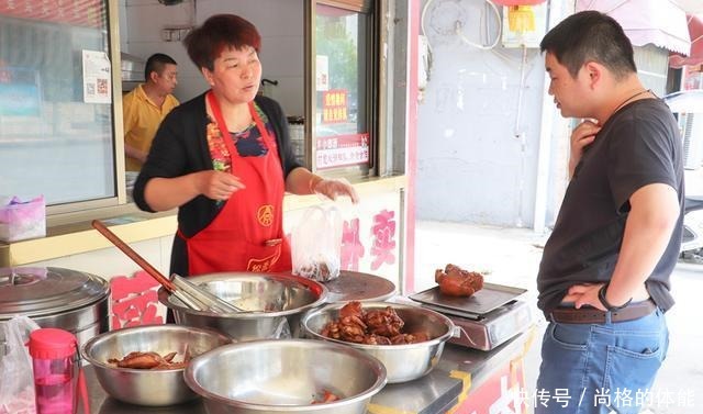 南阳这家16年扣碗老店,每天爆满!去晚了没地方坐!