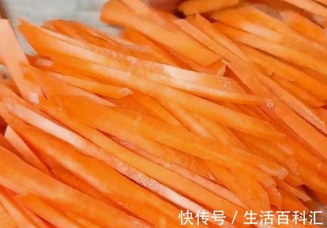 通乳|女人若有“乳腺增生”不慌，多吃4种食物，或通乳散结，缓解增生