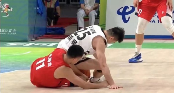 北京|打鐵大賽!四大內(nèi)線發(fā)威,陶漢林20+10,山東力克北京奪第五名!