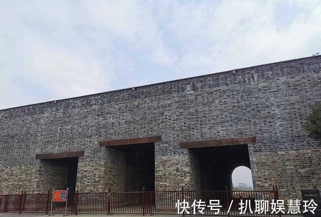 朱元璋|凤阳明中都，古代最大的烂尾工程，因体恤百姓停工，规模超过故宫