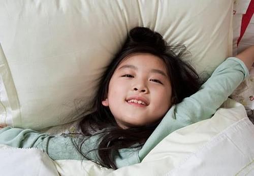 做法|女儿如果喜欢偷偷“夹腿”,妈妈的做法很关键,会影响女儿的一生