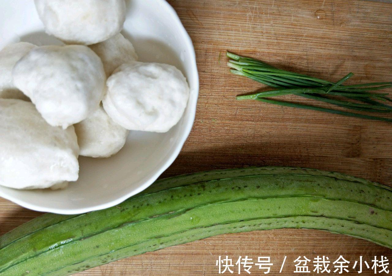 排骨汤|夏天要多喝丝瓜汤，清热下火营养高，低脂高钙比排骨汤更养人