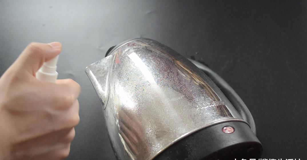 酒精和牙膏混合在一起, 没想到还有这3大妙用, 简直太实用了