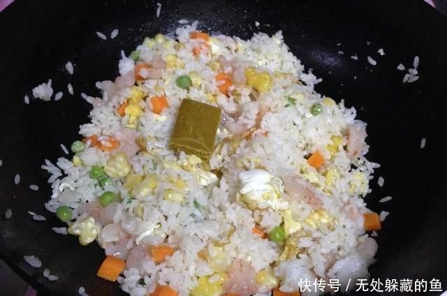 咖喱|用咖喱炒饭充满异域风情的做法,味道还不错!