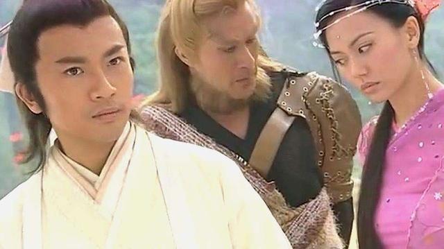 倚天屠龙$难怪张翠山自尽后,张三丰没敢出手,你看看当年追杀张三丰的是谁