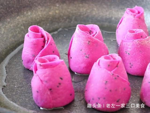 面粉里加一个火龙果,这个做法还是第一次见,颜值高,味道好