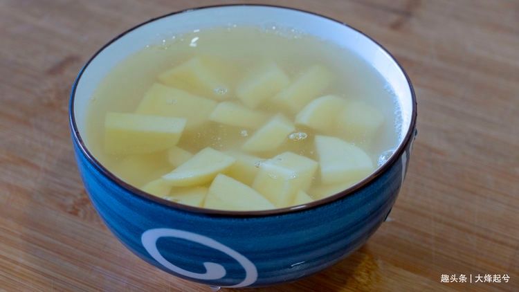 降温了,6道好吃的火锅炖菜,一家人围着一锅,越吃越暖和