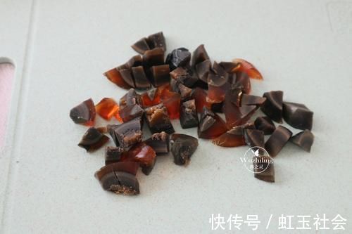 一日三餐|春节家宴,这道凉菜一上桌,全家都爱吃,做法才2分钟