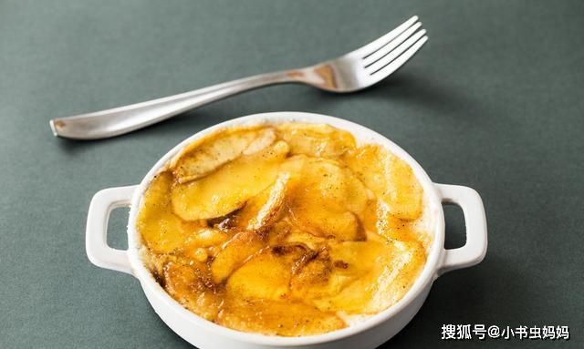 安排|6~8个月宝宝是长牙的重要时期，父母这样安排饮食，宝宝牙齿好