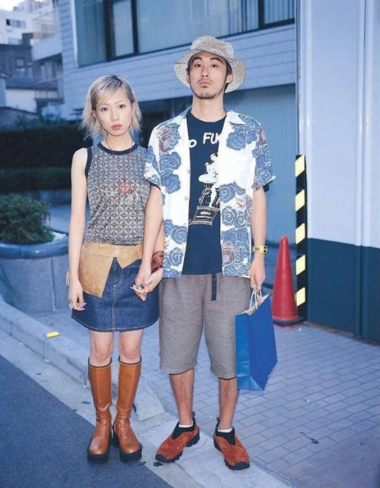 红脸|告别网红脸！30年前的素人街拍，每个人都美得非常真实