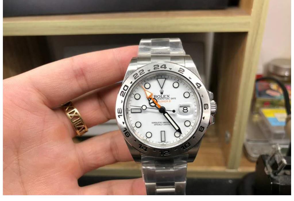 简约风|劳力士入门级手表，空霸、蚝式恒动和探险家，优劣对比分析