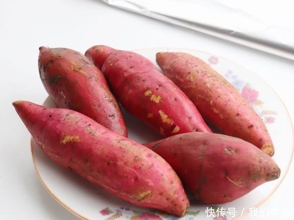 天然“碱性食物”,爱美的女性要常吃,嘴巴不臭,小肚子也不见了