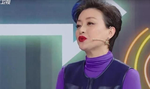 楊瀾|不再硬捧明星的《王牌》,終于變成完整的綜藝,賈玲的話道破真相