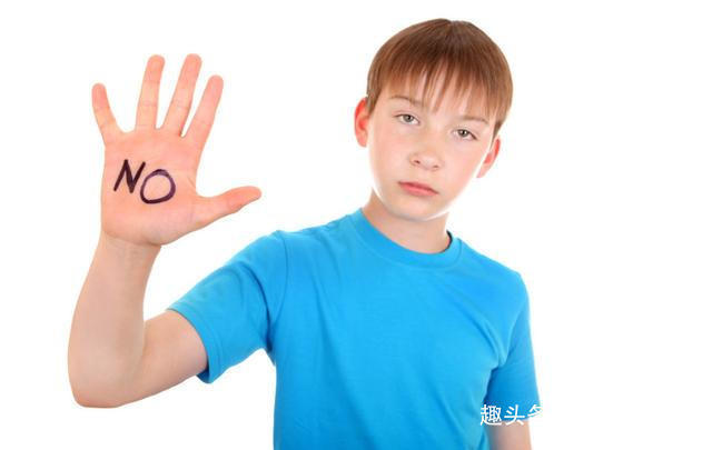 父母|孩子被欺负,父母一定不能说“没关系”,高情商父母这样做