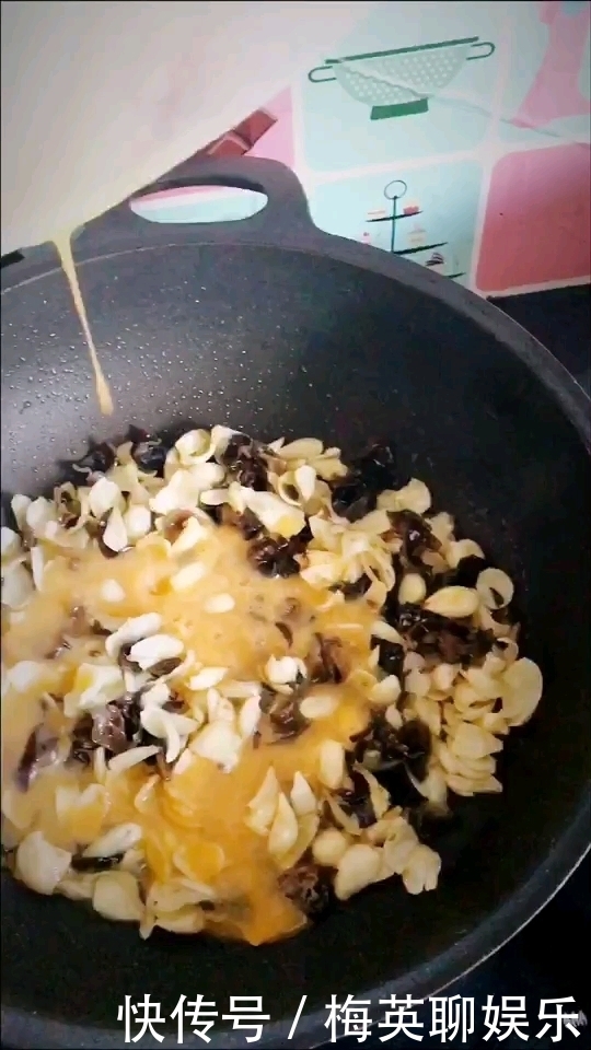 璐瑶|润肺止咳别只炖梨了，教你做个懒人小吃，肺润了，不咳了！