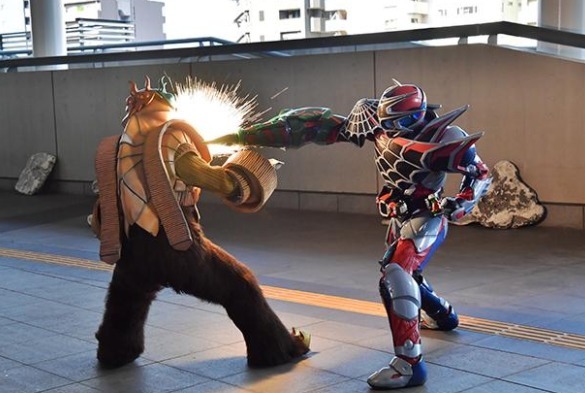 假面骑士|假面骑士Demons鼹鼠基因组官方设定公开,突破天际的钻头来了