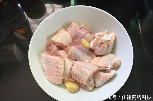 入秋后,这小海鲜最肥美,教你特色做法,鲜嫩入味,下酒又下饭