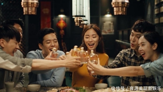 酒局|酒局上轮到你敬酒,不知道要说什么?记住这4句公式就够了!