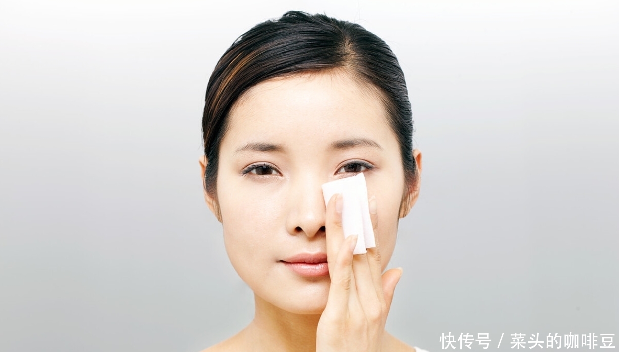 为什么有些男生只用清水洗脸，皮肤比女生还好？根本原因在这里