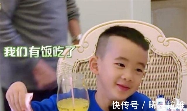 “爸爸去哪儿”陈小春让儿子递钱用双手，强调三遍！自我修养获赞
