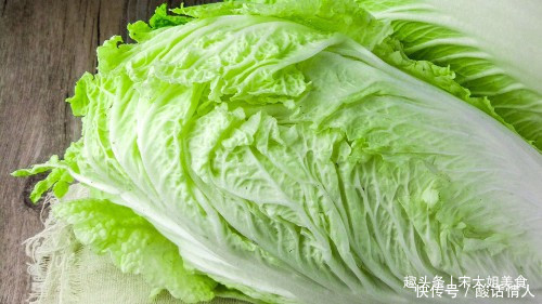  小寒多吃白菜,这吃法鲜嫩又多汁,一层比一层好吃,太香了