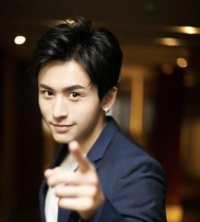 长相|长相帅气,十年默默无闻,终于靠着《山河令》出圈