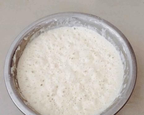 面粉|早餐做这个，只用筷子搅一搅，轻松做出外酥里嫩的早点，特别解馋