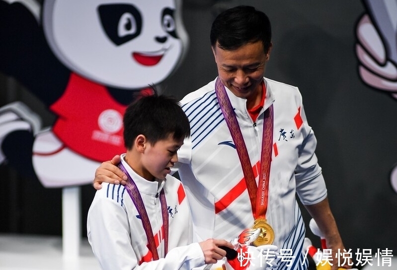 奥运会|全红婵太难了！全村都在帮忙保密，教练做法没错，师兄已拿到重奖