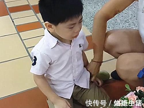 皮球|2岁宝宝砸碎了妈妈的手机,爸爸接下来的举动,直接毁了儿子一生