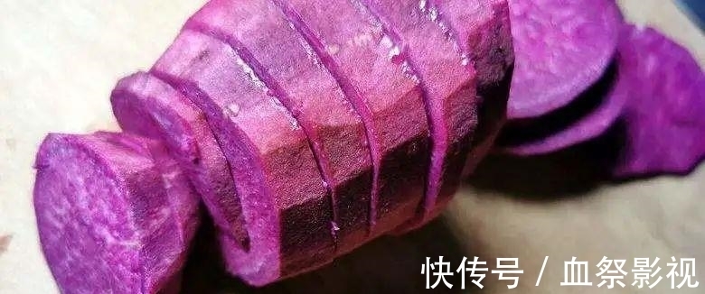 大米熬成蓝色引丈夫吐槽，蓝色的大米粥有没有毒？真相揭晓