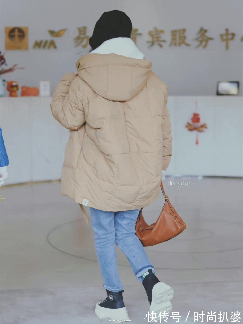 低腰裤 毁比例显腿短!20年前的千禧风卷土重来,你会“真香”哪一个?