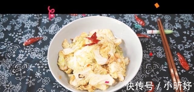 包菜|这菜最近大火，不用开水烫，也不凉拌，五分钟一锅，比大鱼大肉香