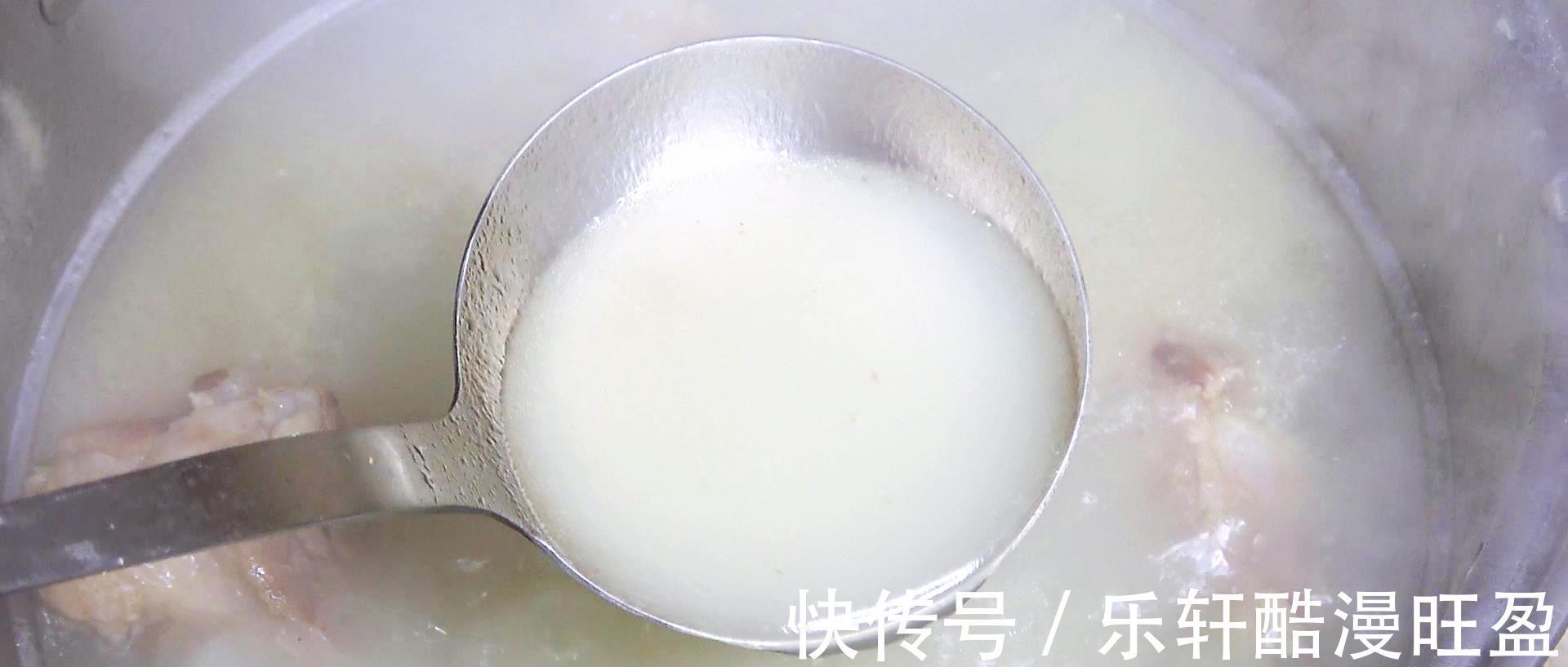 动物性|不管炖什么骨头汤，记住“3步骤2不放”，汤白味鲜，关键还不腥