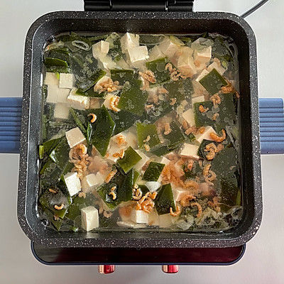 海带虾米豆腐汤vs煎烤骨肉相连