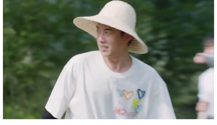 彭彭|黄磊说要把梁靖康打成一米六，有被妹妹反应可爱到，彭彭做法太损