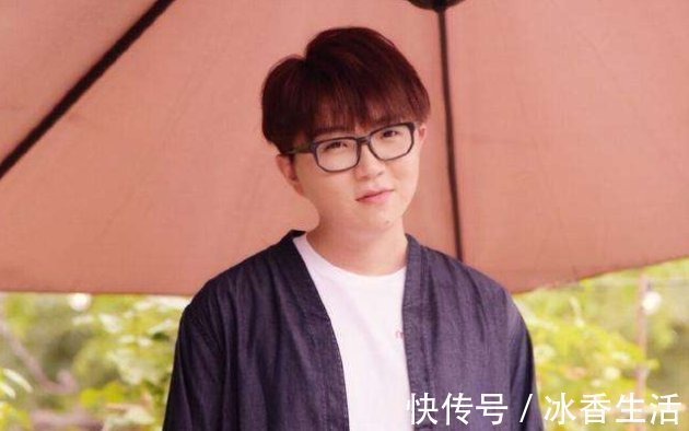 李荣浩看华晨宇不顺眼华晨宇却点评称毛不易每一首歌都不过关