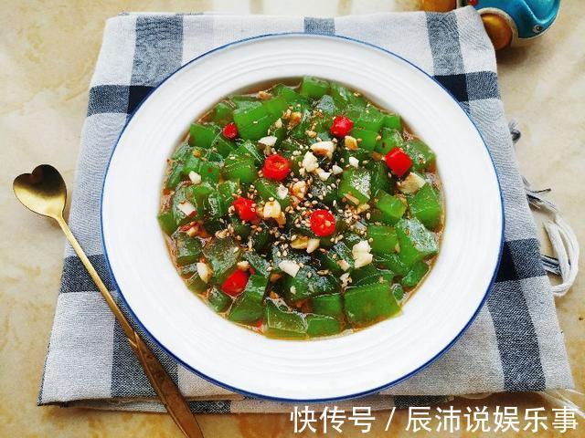 黄瓜汁|它常被人们当垃圾扔掉,搅一搅拌一拌就是解暑菜,清凉爽口