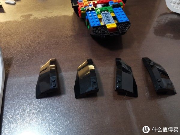 老杨的玩具仓库 篇六十三：LEGO 21317 迪士尼 米奇威利号蒸汽船 评测