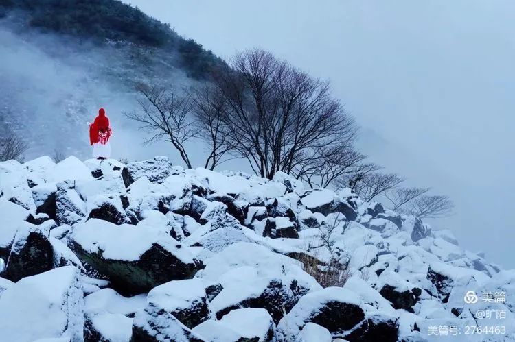 天台|虎年吉祥! 天台苍山顶万年石浪的雪境, 如童话, 如传奇!