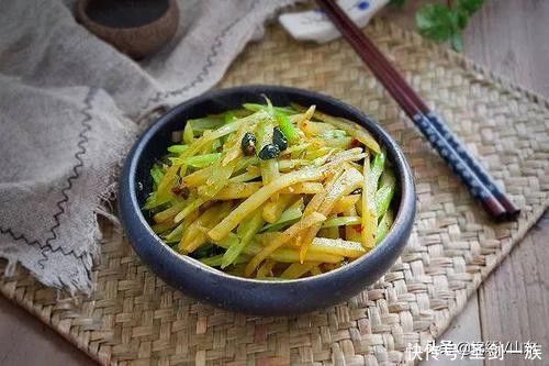 红椒|推荐餐馆点单率超高的12道菜，其实超简单，自己在家随便做