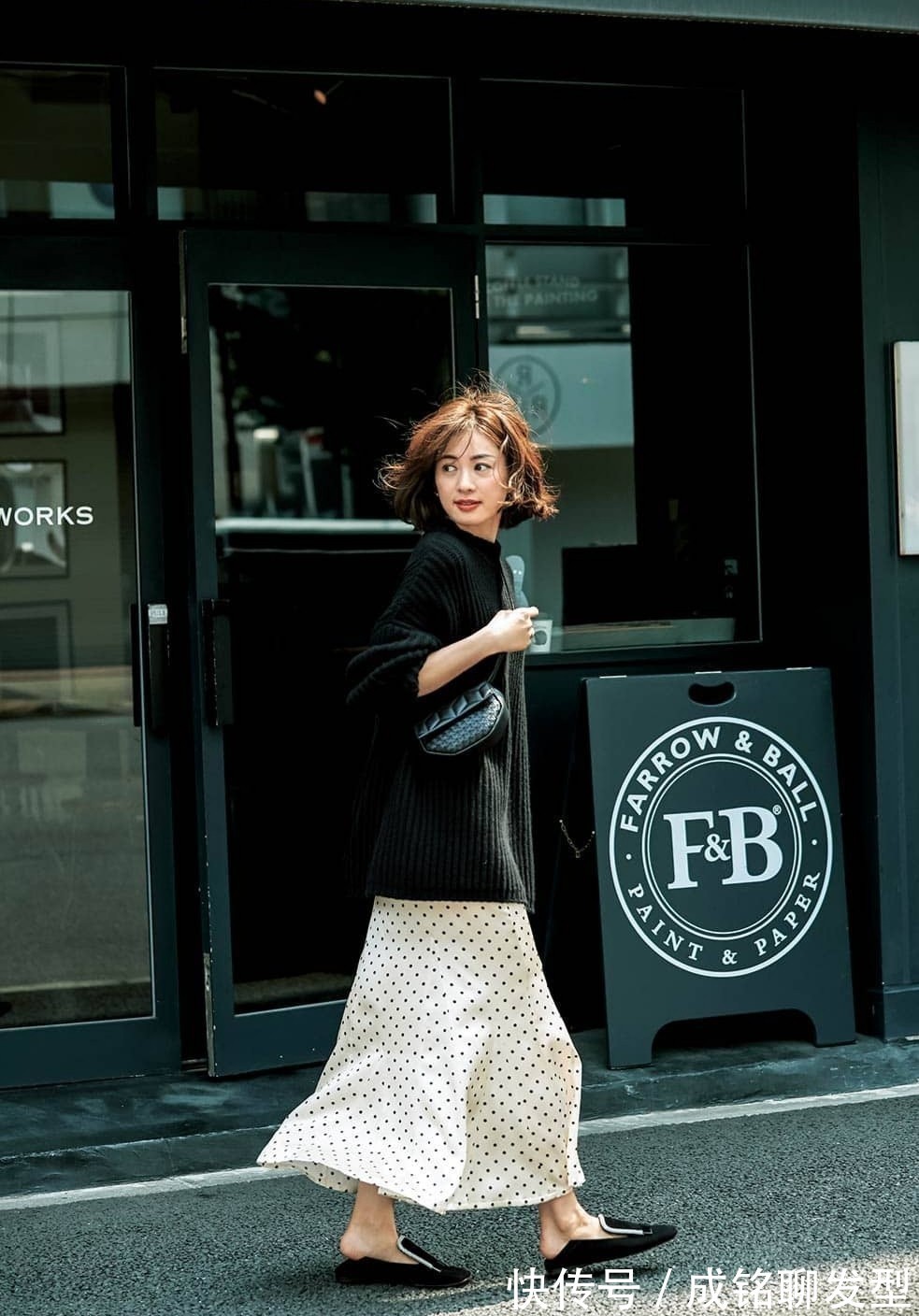 半身裙|深秋季节还是毛衣最实惠,内穿保暖外搭时髦,尤其是这三种搭配法